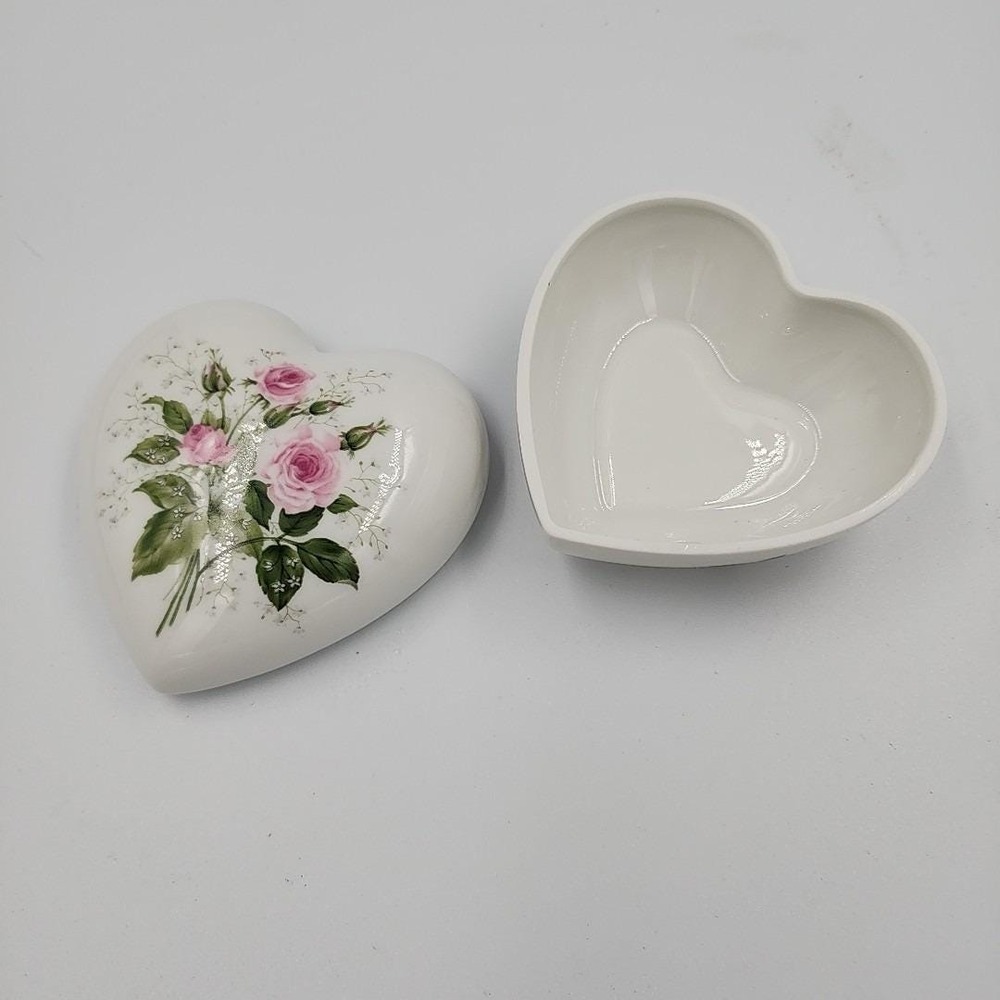 Vintage Avon 1976 President's Celebration Vanity Trinket Dish Made in‎ Spain - Picture 2 of 6